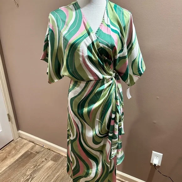 green swirl dress ALL OVER GREEN SWIRL RUFFLE DRESS – The Saiko Studio